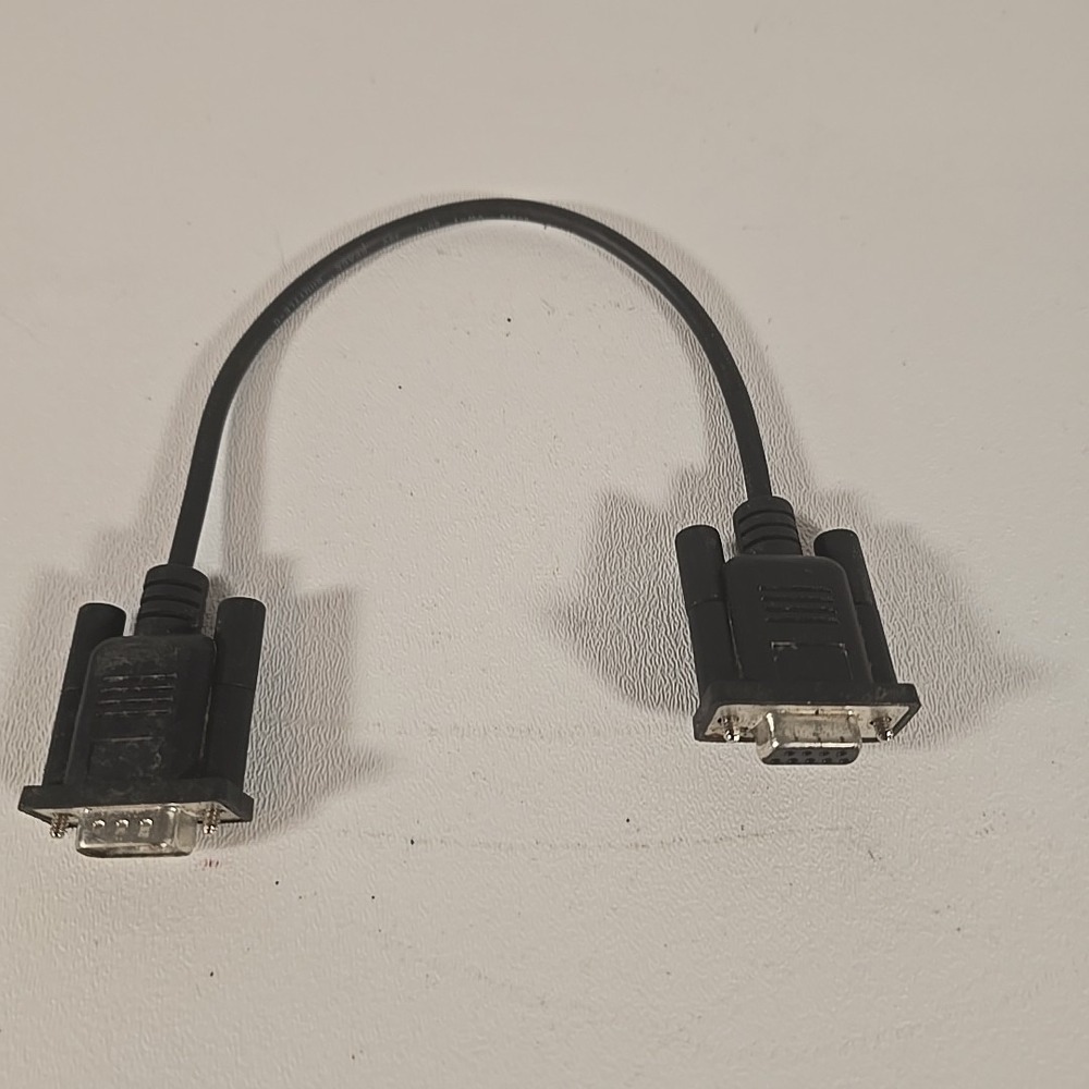 APC 940-1524C DB-9 Serial Cable for APC UPS‎ 12" Cord Male To Female 9 Pin